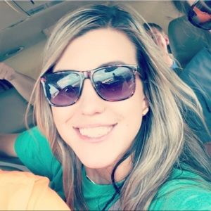 Meet your Posher, Christine